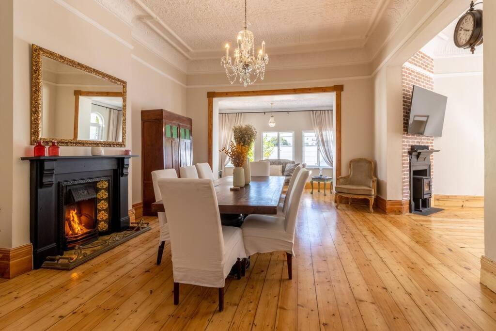 Holiday home Charles Manor