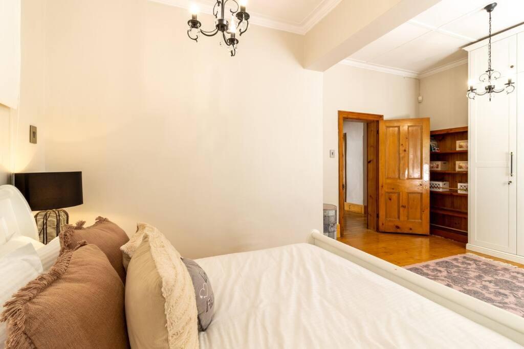 Charles Manor Holiday home